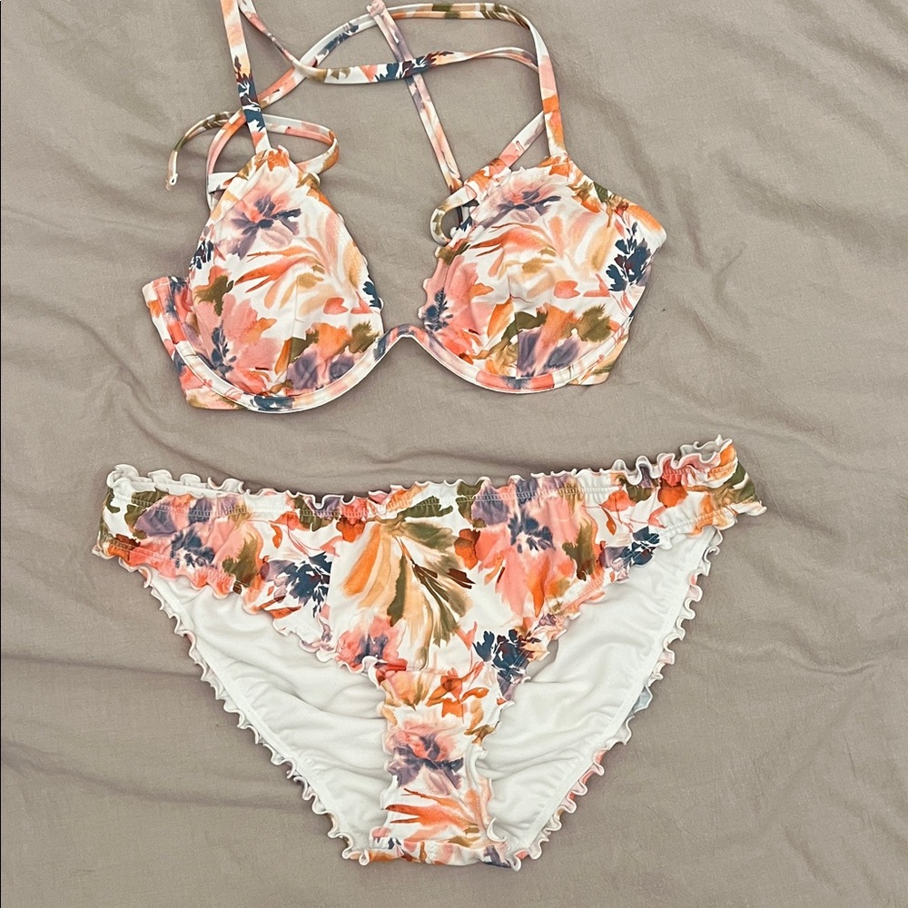 Shade & Shore Floral bikini set